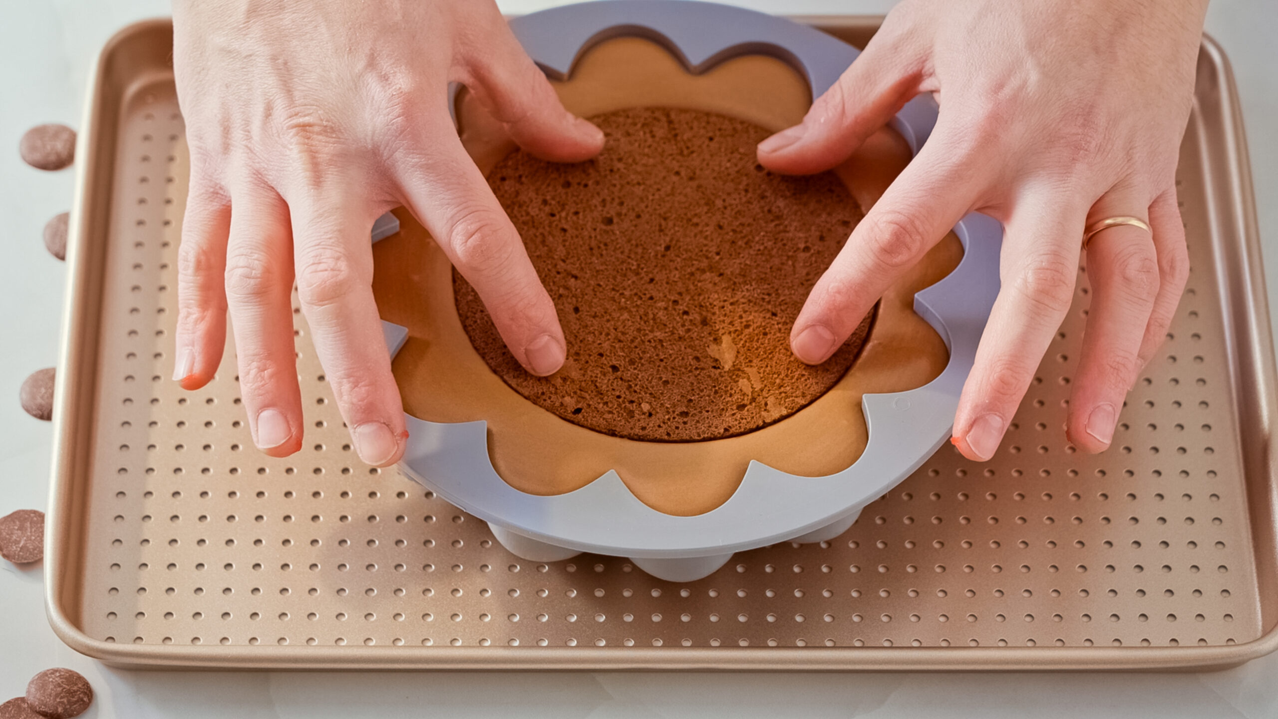 TL_01 - Torta mousse al cioccolato con disco 03_00_00_40_16